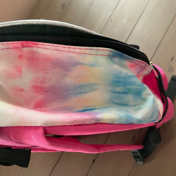 Disney Minnie Mouse Girls Backpack, Lunch Box, Water Bottle & 9 Month Top - Picture 9 of 16